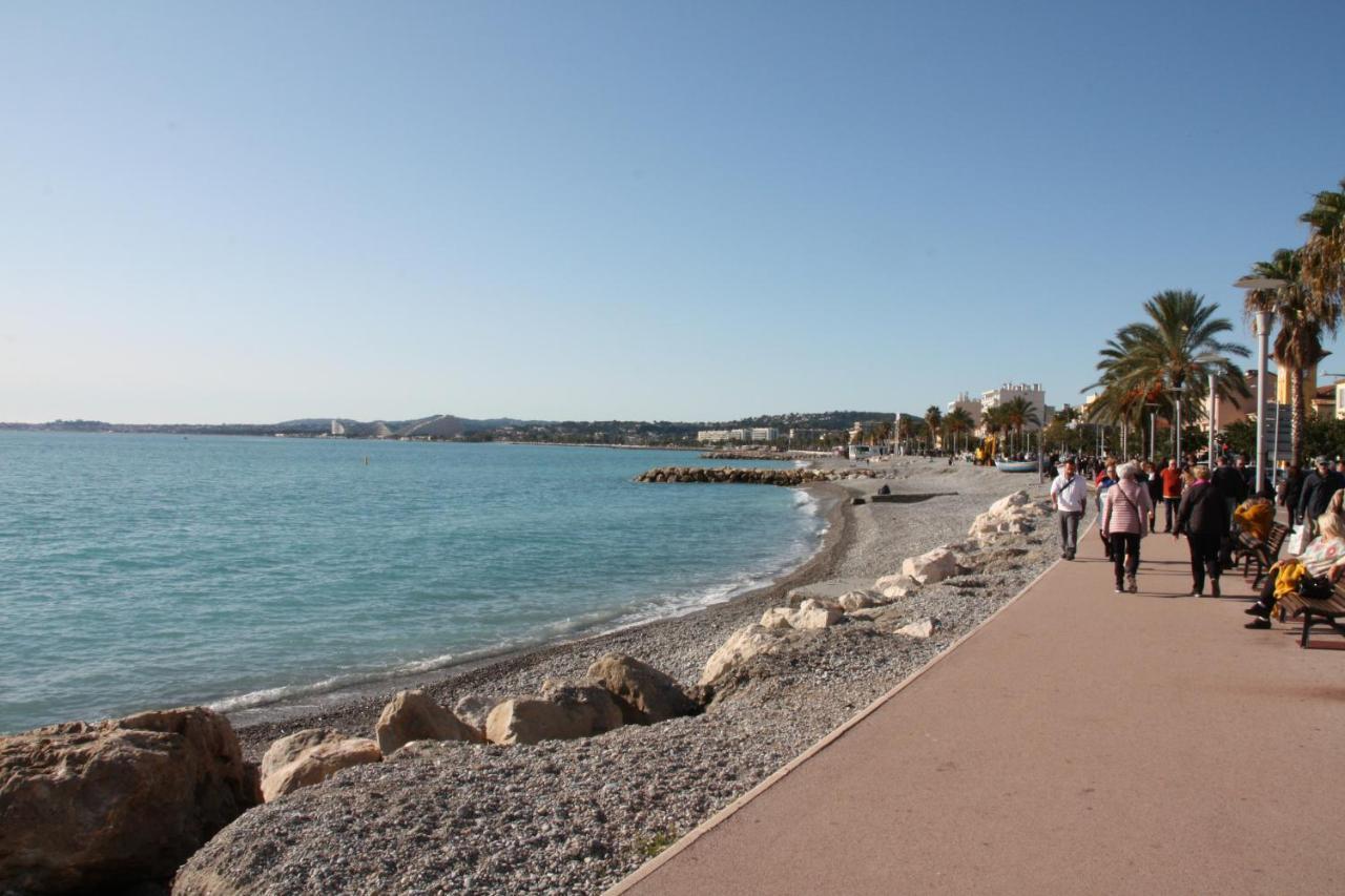 Studio F1 vue mer a 30m des plages Cagnes-sur-Mer Extérieur photo